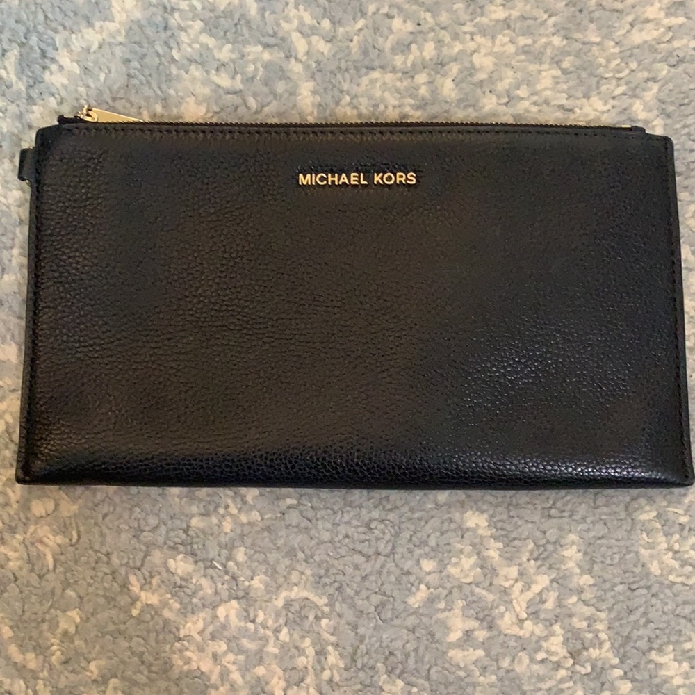Michael Kors wristlet
